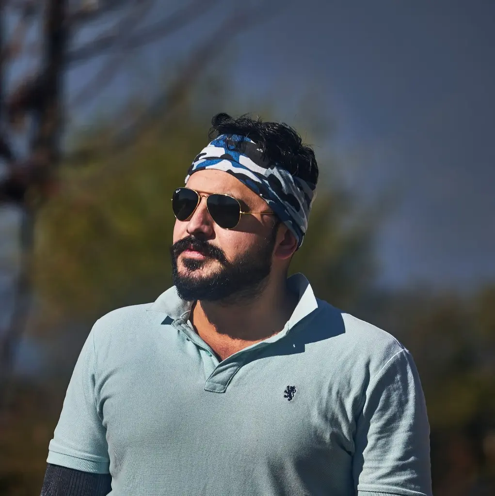 unsplash_juHUAjTQ-cI_polo.webp